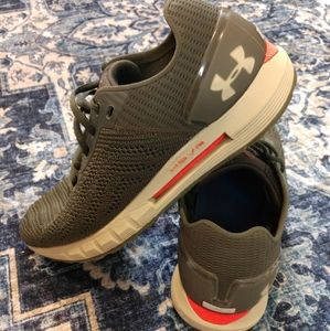 Under Armour UA HOVR Sonic 2